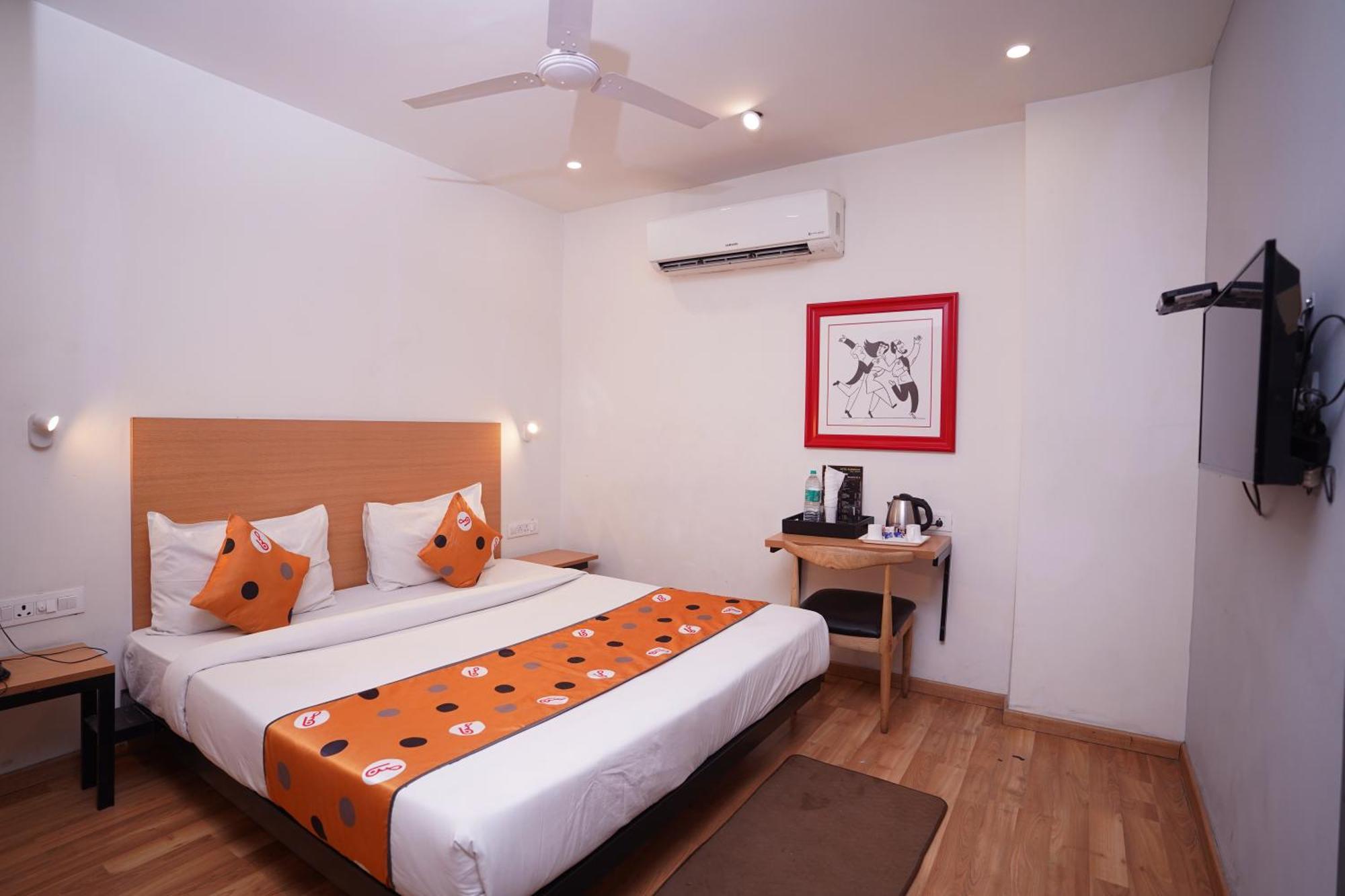 Hotel Mira Residency- Outer Ring Road, Paschim Vihar Дели Экстерьер фото