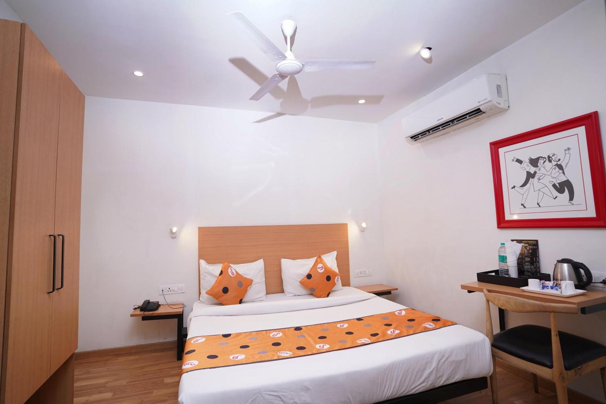 Hotel Mira Residency- Outer Ring Road, Paschim Vihar Дели Экстерьер фото