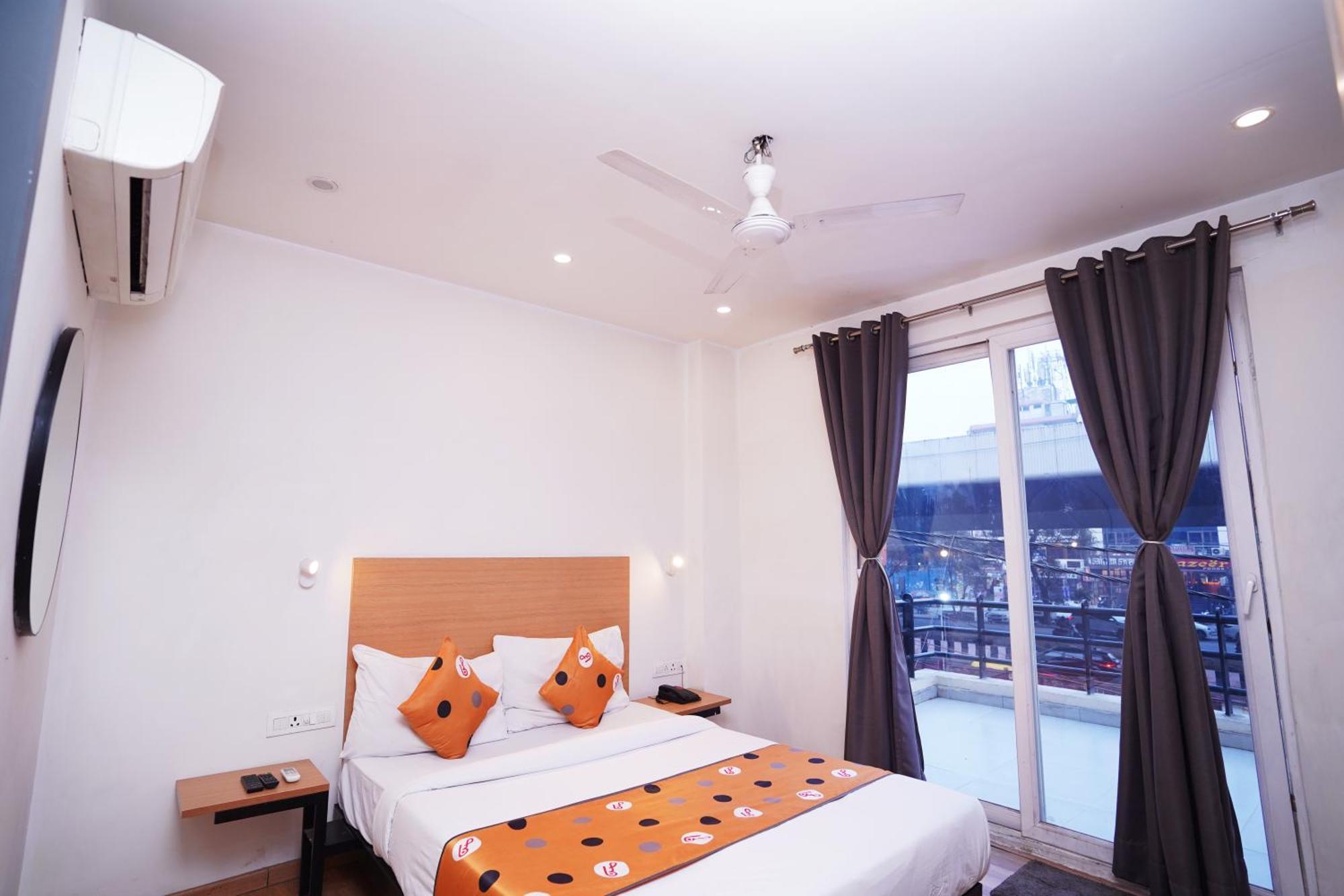 Hotel Mira Residency- Outer Ring Road, Paschim Vihar Дели Экстерьер фото